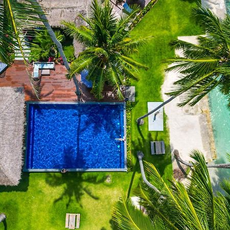 Nasara Resort Mentawai Tua Pejat Ngoại thất bức ảnh
